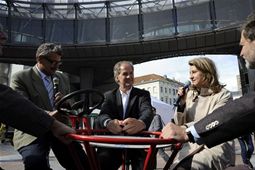 The famous "conference bike"